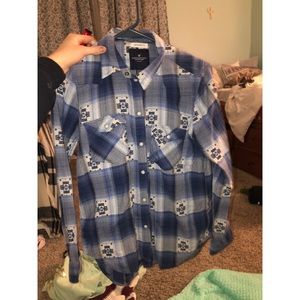 Rare Flannel from American eagle, perf condition